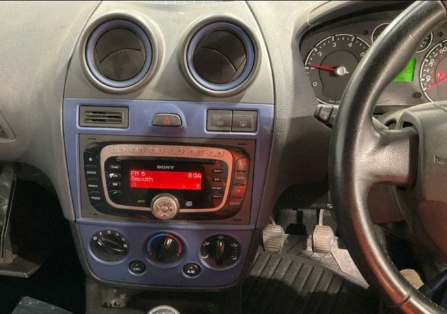 2008 FORD FIESTA 1.4 Zetec Blue Edition Hatchback 5dr Petrol Manual (147 g/km, 79 bhp) - Photo 11