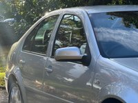 USED 2002 52 VOLKSWAGEN BORA 1.6 SE Saloon 4dr Petrol Manual (170 g/km, 105 bhp) 