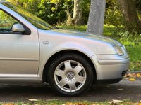 USED 2002 52 VOLKSWAGEN BORA 1.6 SE Saloon 4dr Petrol Manual (170 g/km, 105 bhp) 