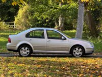 USED 2002 52 VOLKSWAGEN BORA 1.6 SE Saloon 4dr Petrol Manual (170 g/km, 105 bhp) 