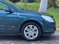USED 2007 57 VAUXHALL ASTRA 1.8i 16v Design Estate 5dr Petrol Automatic (187 g/km, 138 bhp) 