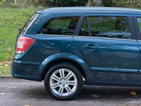 USED 2007 57 VAUXHALL ASTRA 1.8i 16v Design Estate 5dr Petrol Automatic (187 g/km, 138 bhp) 