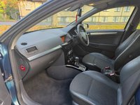 USED 2007 57 VAUXHALL ASTRA 1.8i 16v Design Estate 5dr Petrol Automatic (187 g/km, 138 bhp) 