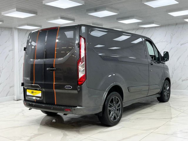 2020 Ford Transit Custom 2L Sport 5dr - Photo 11