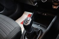 USED 2017 67 KIA STONIC 1.6 CRDi 2 SUV 5dr Diesel Manual Euro 6 (s/s) (108 bhp) JUST BEEN SERVICED / LONG MOT / 2 OWNERS / FINANCE AVAILABLE