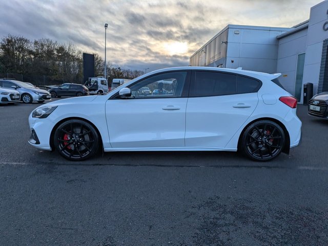 2020 Ford Focus - Photo 3