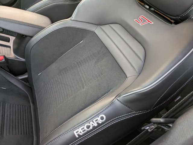 2020 Ford Focus - Photo 9