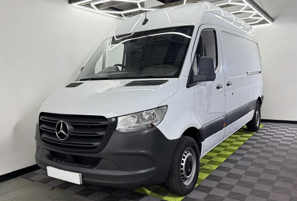 View our Mercedes-Benz Sprinter