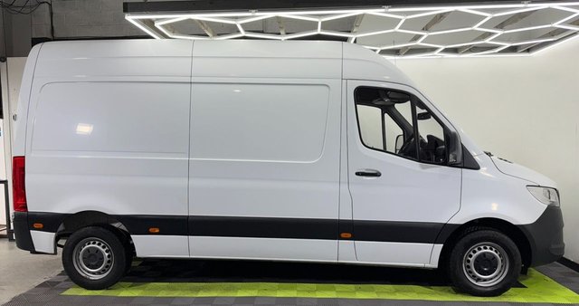 2019 Mercedes-Benz SPRINTER - Photo 8