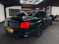 USED 2022 71 BENTLEY FLYING SPUR 4.0 V8 Auto 4WD Euro 6 4dr [City+Tour + Mulliner + Blackline + Carbon Pack] CARBON PACK + HUGE SPEC