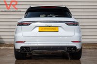 USED 2023 72 PORSCHE CAYENNE 3.0 V6 E-Hybrid 17.9kWh Platinum Edition SUV 5dr Petrol Plug-in Hybrid TiptronicS 4WD Euro 6 (s/s) (3.6kW Charger) (462 ps) VAT Qualifying + Adaptive Cruise + 360&ordm; Cam