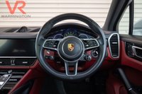 USED 2023 72 PORSCHE CAYENNE 3.0 V6 E-Hybrid 17.9kWh Platinum Edition SUV 5dr Petrol Plug-in Hybrid TiptronicS 4WD Euro 6 (s/s) (3.6kW Charger) (462 ps) VAT Qualifying + Adaptive Cruise + 360&ordm; Cam