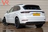 USED 2023 72 PORSCHE CAYENNE 3.0 V6 E-Hybrid 17.9kWh Platinum Edition SUV 5dr Petrol Plug-in Hybrid TiptronicS 4WD Euro 6 (s/s) (3.6kW Charger) (462 ps) VAT Qualifying + Adaptive Cruise + 360&ordm; Cam