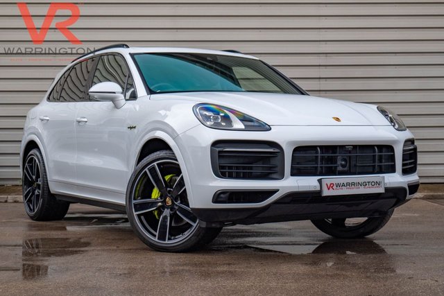 2023 PORSCHE CAYENNE 3.0 V6 E HYBRID 17.9KWH PLATINUM EDITION SUV 5DR PETROL PLUG IN... photo