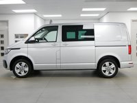 USED 2021 21 VOLKSWAGEN TRANSPORTER T32 2.0 TDI 150 BHP SWB HIGHLINE KOMBI 6 SEATER ( NO VAT ) 6 SEATER | ELECTRIC DOORS | HIGHLINE | NO VAT !