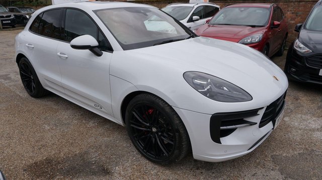 View our PORSCHE MACAN