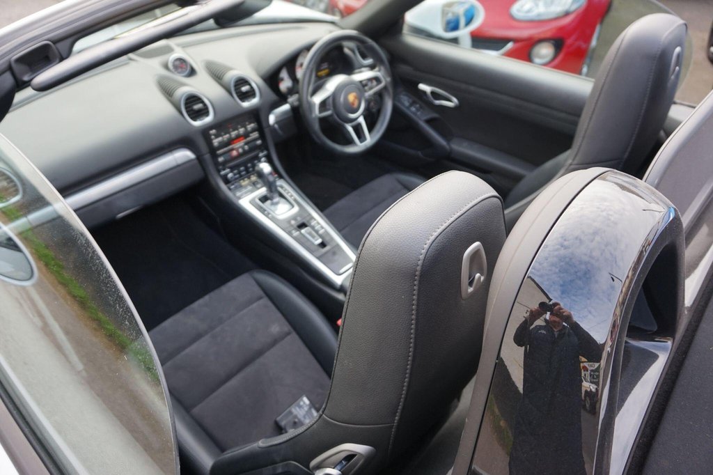 USED 2020 20 PORSCHE 718 BOXSTER 2.0T PDK Euro 6 (s/s) 2dr HIGH SPEC/JUST ARRIVED!!!