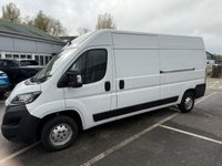 USED 2021 21 PEUGEOT BOXER 2.2 BlueHDi 335 Professional Panel Van 5dr Diesel Manual L3 H2 Euro 6 (s/s) (140 ps) This 2021 Peugeot Boxer presents an exceptional opportunity with its single owner and remarkably low mileage of just 57,398 miles for its age. This 2.2 BlueHDi 335 Professional L3 H2 Euro 6 panel van is powered by an efficient 2.2 litre diesel engine, meeting Euro 6 emission standards. It comes equipped with a Touch Screen Navigation Pack featuring Bluetooth connectivity, rear parking sensors for enhanced manoeuvrability, and manual air conditioning for the cab area.