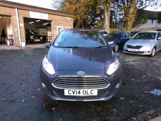 2014 FORD FIESTA 1.0T EcoBoost Zetec Hatchback 3dr Petrol Powershift Euro 5 (100 ps) - Photo 4