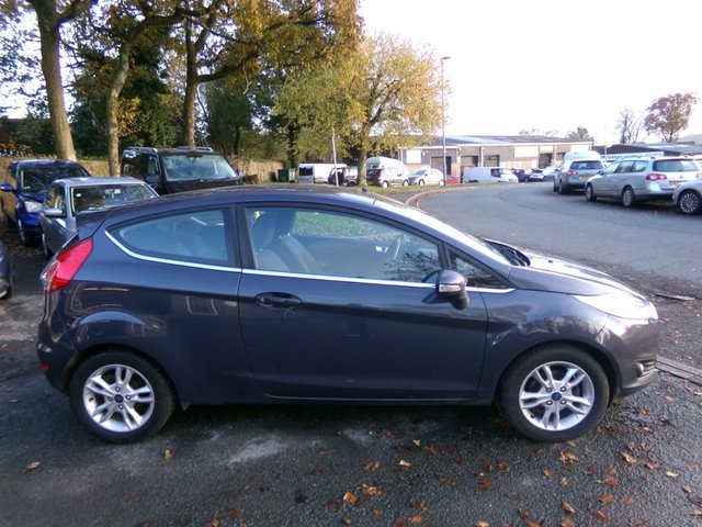 2014 FORD FIESTA 1.0T EcoBoost Zetec Hatchback 3dr Petrol Powershift Euro 5 (100 ps) - Photo 6
