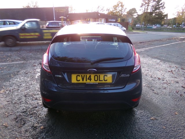 2014 FORD FIESTA 1.0T EcoBoost Zetec Hatchback 3dr Petrol Powershift Euro 5 (100 ps) - Photo 8
