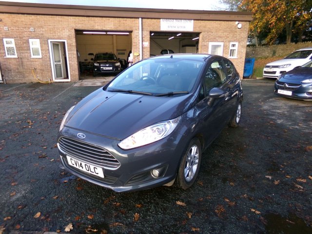 2014 FORD FIESTA 1.0T EcoBoost Zetec Hatchback 3dr Petrol Powershift Euro 5 (100 ps) - Photo 11