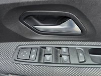 USED 2022 72 DACIA SANDERO STEPWAY 1.0 TCe Prestige Hatchback, 1 owner, Full Service History, Euro 6, 6 Speed Manual, Bi-Fuel, Sat Nav, Alloys, Rear Sensors, Great spec. This 2022 Dacia Sandero Stepway TCe Prestige is a superb example, having been owned by just one person since new. This Euro 6 compliant model boasts a 1.0L Bi Fuel engine, offering an efficient and versatile driving experience. The Prestige trim level ensures you benefit from a host of desirable features, including automatic air conditioning with climate control, an automatic lighting system that activates the LED headlights when needed, and the distinctive LED Y shape Dacia lighting signature.