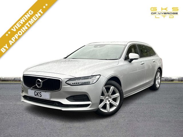 View our Volvo V90 2.0 D4 Momentum Estate 5dr Diesel Auto Euro 6 (s/s) (190 ps)