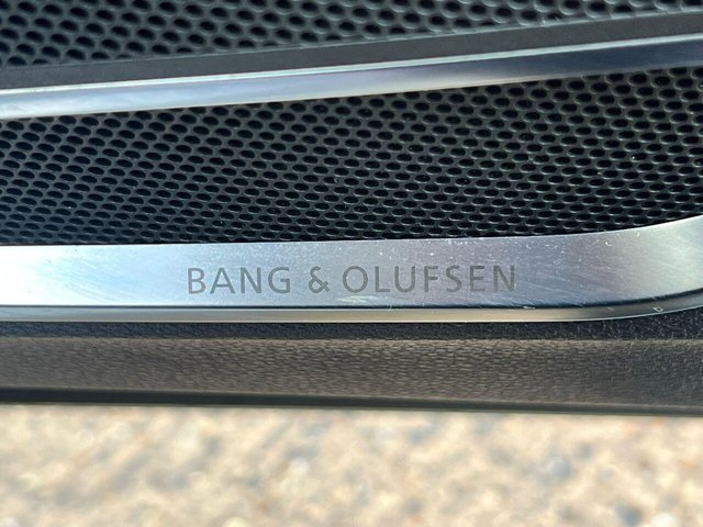 2020 AUDI Q3 1.5 TFSI CoD 35 S line S Tronic Euro 6 (s/s) 5dr - Photo 4