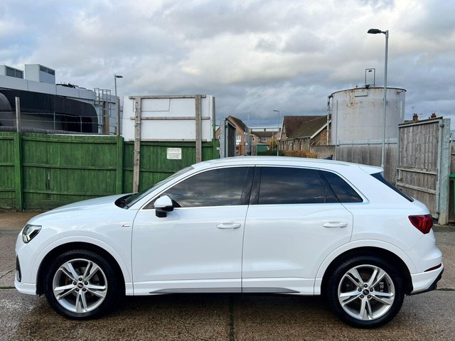 2020 AUDI Q3 1.5 TFSI CoD 35 S line S Tronic Euro 6 (s/s) 5dr - Photo 10