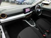 USED 2023 23 SEAT ARONA 1.0 TSI SE Technology 5d DSG 110 S/S DIGITAL DASH, SAT NAV, FULL LINK FOR WIRELESS APPLE CARPLAY / ANDROID AUTO, WIRELESS PHONE CHARGER, REAR PARKING SENSORS, ECO LED LIGHTS, AUTO LIGHTS, ELECTRIC MIRRORS, CRUISE CONTROL & SPEED LIMITER, LANE ASSIST, DAB RADIO, BLUETOOTH PHONE & MEDIA, DSG AUTOMATIC GEARBOX, BLACK CONTRAST ROOF, ROOF RAILS, 17 INCH ALLOY WHEELS, AIR CON, VOICE CONTROL, 2x USB C PORTS, LEATHER FLAT BOTTOM MULTIFUNCTION STEERING WHEEL, 1 OWNER FROM NEW, SERVICE HISTORY