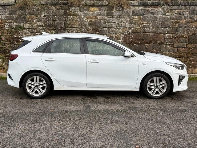 2019 Kia Ceed 1.6L 2 5dr - Photo 4
