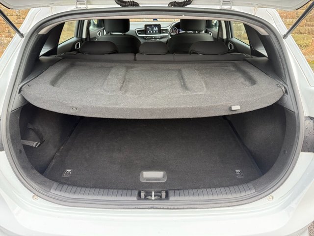 2019 Kia Ceed 1.6L 2 5dr - Photo 11
