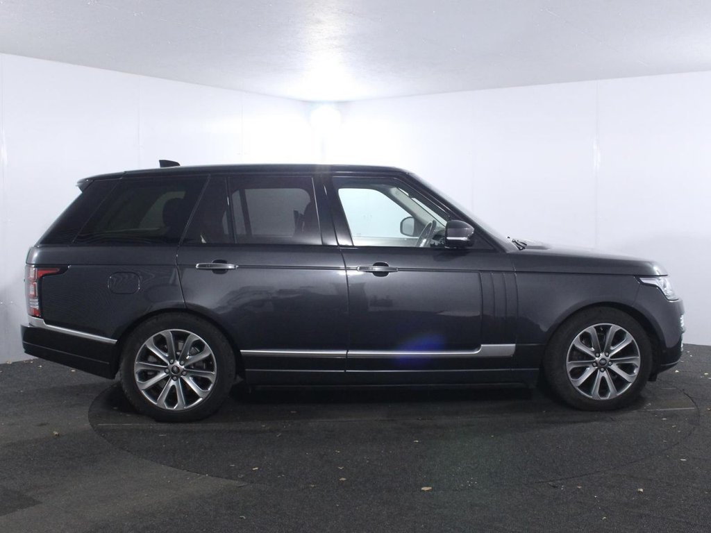 USED 2016 66 LAND ROVER RANGE ROVER 3.0 V6 Vogue SE SUV 5dr Petrol Auto 4WD Euro 6 (s/s) (340 ps) PANORAMIC SUNROOF - BLIS
