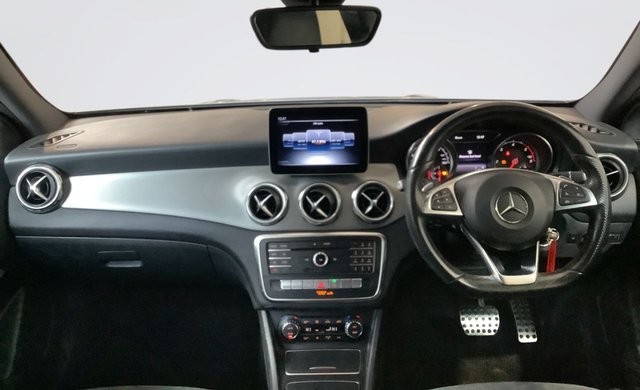 2018 Mercedes-Benz Gla 2.1L Amg Line 5dr - Photo 3