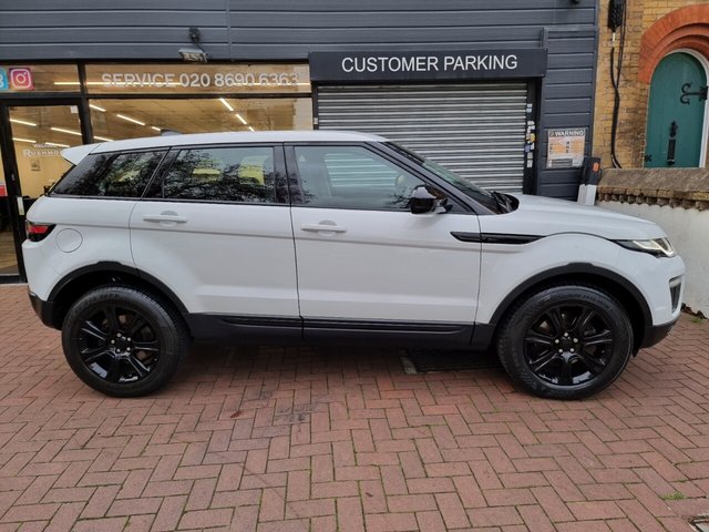 2017 LAND ROVER RANGE ROVER EVOQUE - Photo 9