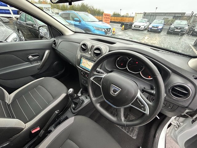 2019 DACIA SANDERO STEPWAY - Photo 2