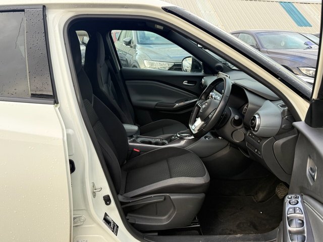 2022 NISSAN JUKE 1.0 DIG-T N-Connecta SUV 5dr Petrol DCT Auto Euro 6 (s/s) (114 ps) - Photo 4