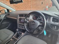 USED 2014 14 VOLKSWAGEN GOLF 1.6 TDI BlueMotion Tech SE Hatchback 5dr Diesel Manual Euro 5 (s/s) (105 ps) FULL SERVICE HISTORY - LOW MILES
