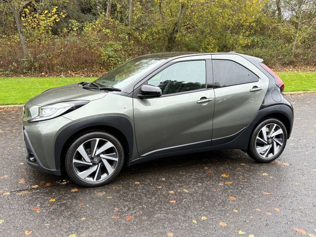 2022 TOYOTA AYGO X 1.0 VVT-i Exclusive Hatchback 5dr Petrol Manual Euro 6 (s/s) (72 ps) - Photo 2