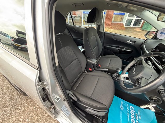 2022 KIA PICANTO - Photo 9
