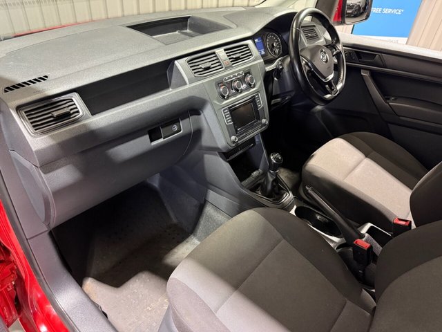 2016 VOLKSWAGEN CADDY - Photo 5