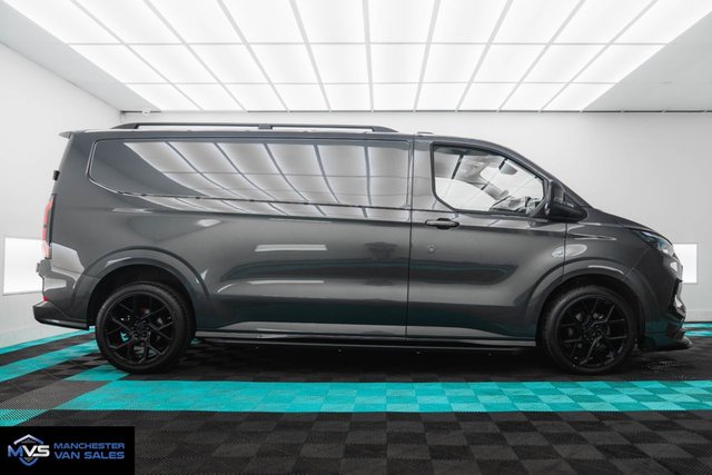 2024 Ford Transit Custom 2L Sport 5dr - Photo 3