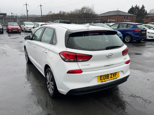 2018 HYUNDAI I30 - Photo 4