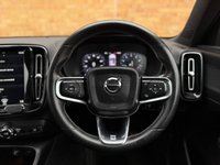 USED 2018 68 VOLVO XC40 2.0 T5 R-Design SUV 5dr Petrol Auto AWD Euro 6 (s/s) (247 ps) 