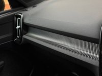 USED 2018 68 VOLVO XC40 2.0 T5 R-Design SUV 5dr Petrol Auto AWD Euro 6 (s/s) (247 ps) 