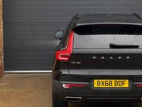 USED 2018 68 VOLVO XC40 2.0 T5 R-Design SUV 5dr Petrol Auto AWD Euro 6 (s/s) (247 ps) 
