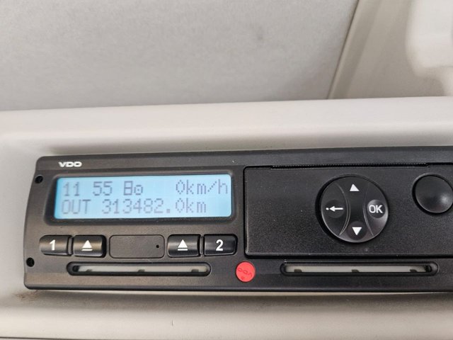 2017 FORD TRANSIT 2.2 TDCi 410 HDT Minibus 5dr Diesel Manual L3 H2 (14 seats) (196 g/km, 123 bhp) - Photo 12