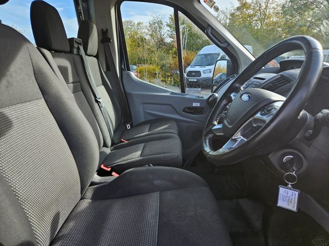 2017 FORD TRANSIT 2.2 TDCi 410 HDT Minibus 5dr Diesel Manual L3 H2 (14 seats) (196 g/km, 123 bhp) - Photo 9