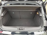 USED 2022 72 RENAULT CLIO 1.6 E-TECH RS Line Hatchback 5dr Petrol Hybrid Auto Euro 6 (s/s) (145 ps) GREAT LOOKING HYBRID!.